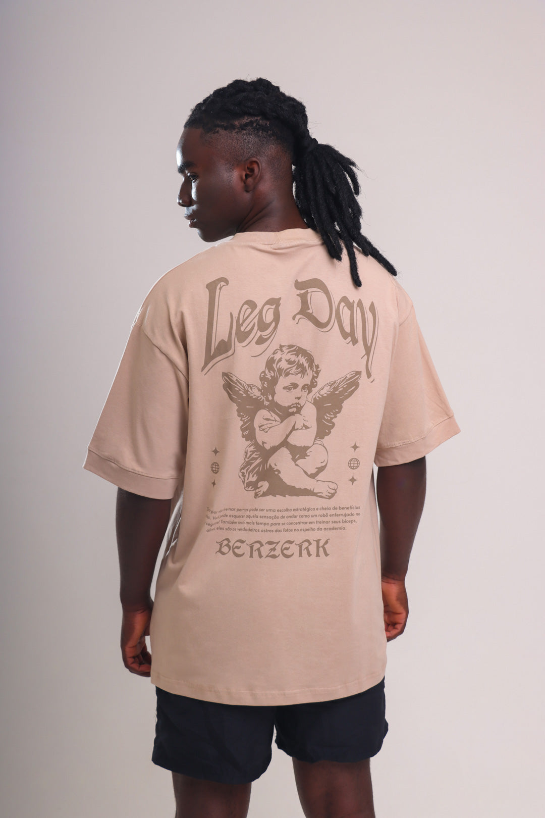 Oversized - Leg Day (Areia)